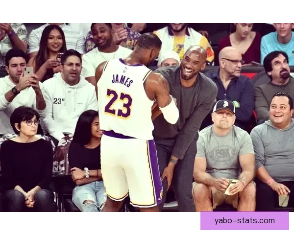 詹姆斯回忆科比经典瞬间：本以为是战术安排却遭遇单打冲击